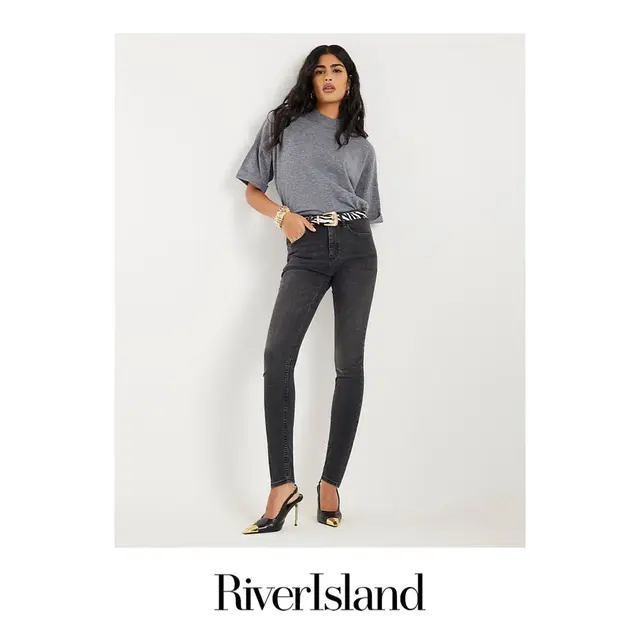 River Island