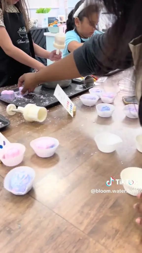 Bloom Water Bath