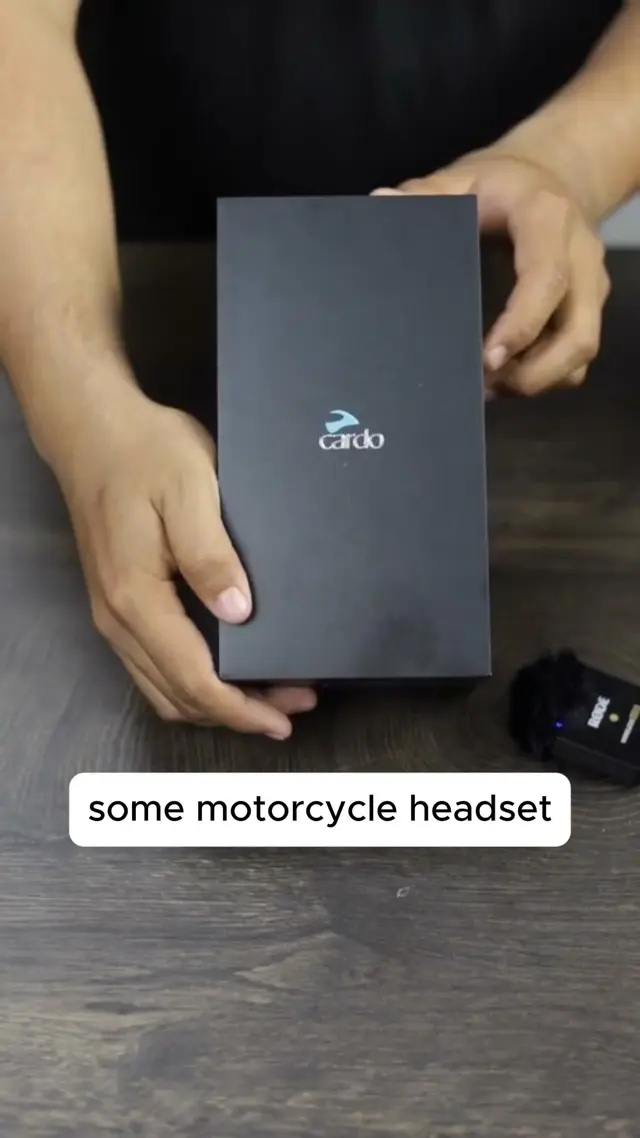 Moto Pods